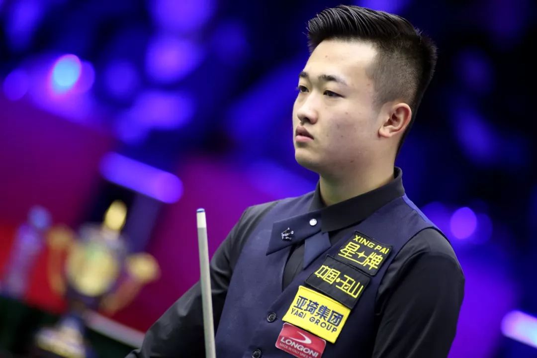 坚持这种状 坚持这种状