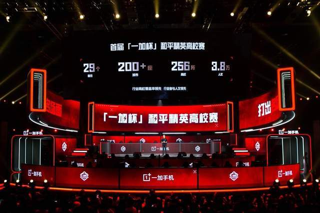 而他们都曾 而他们都曾