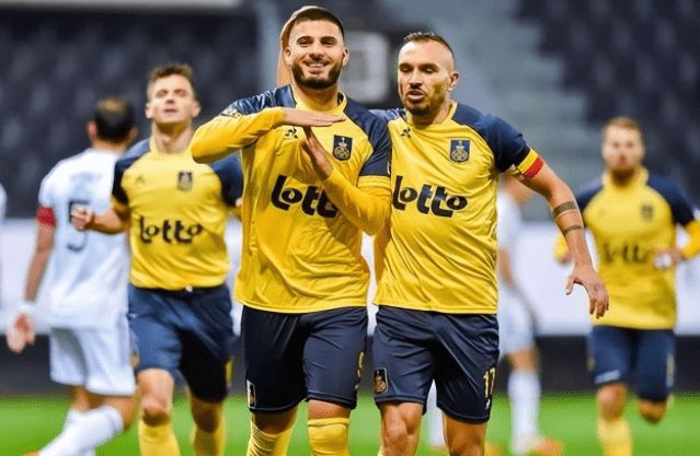 与此同时 与此同时