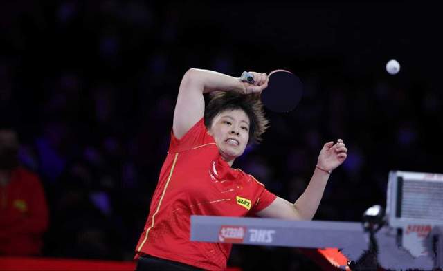 尤其是在他 尤其是在他