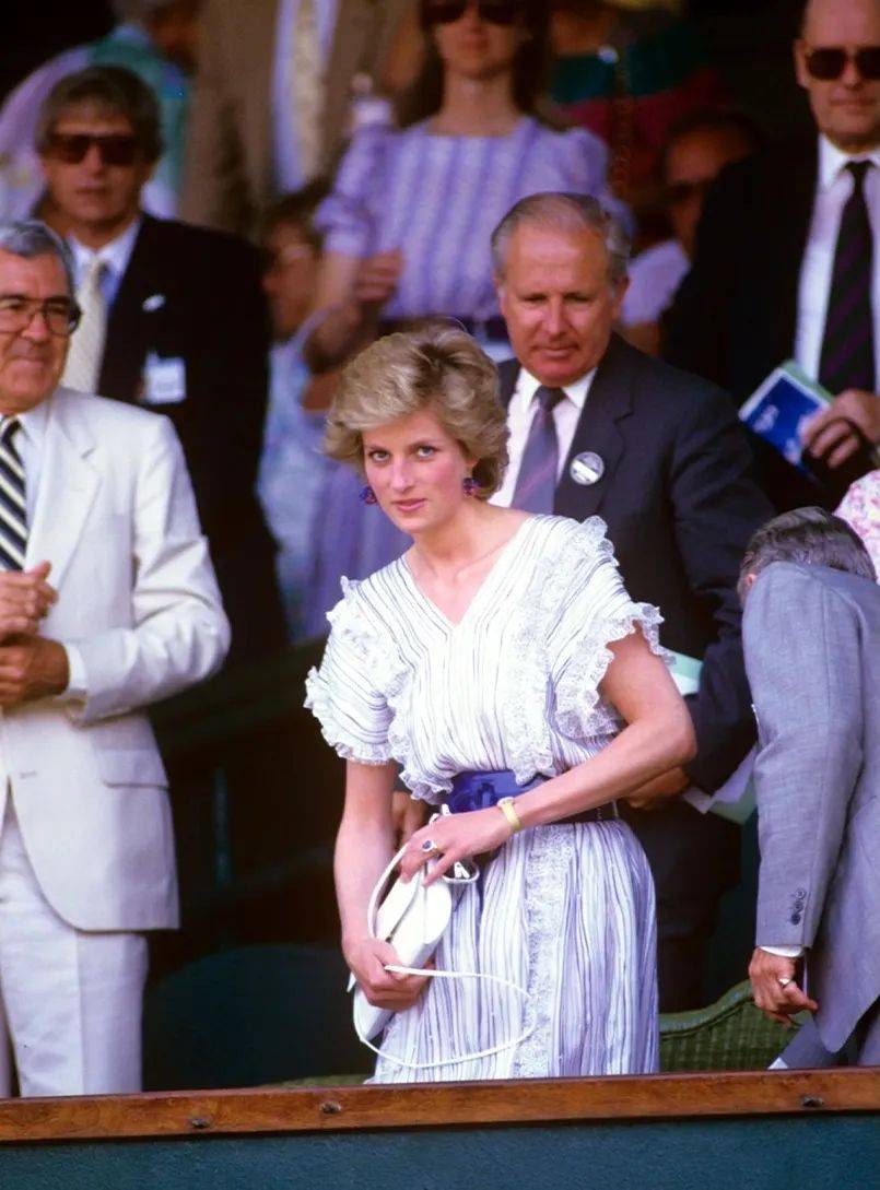 美媒分析新赛季最有可能提出交易的五位球员，詹姆斯在列