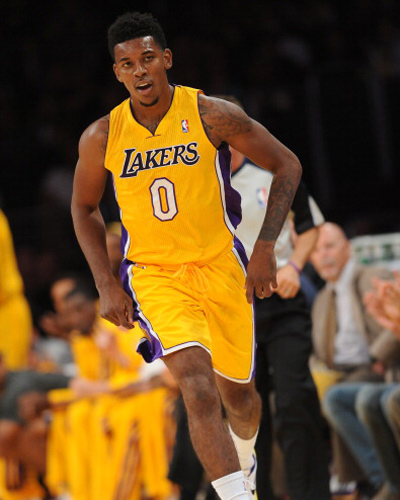 小幅度出场 小幅度出场